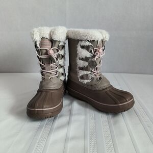 London Fog White Faux Fur Boots Girls 13
